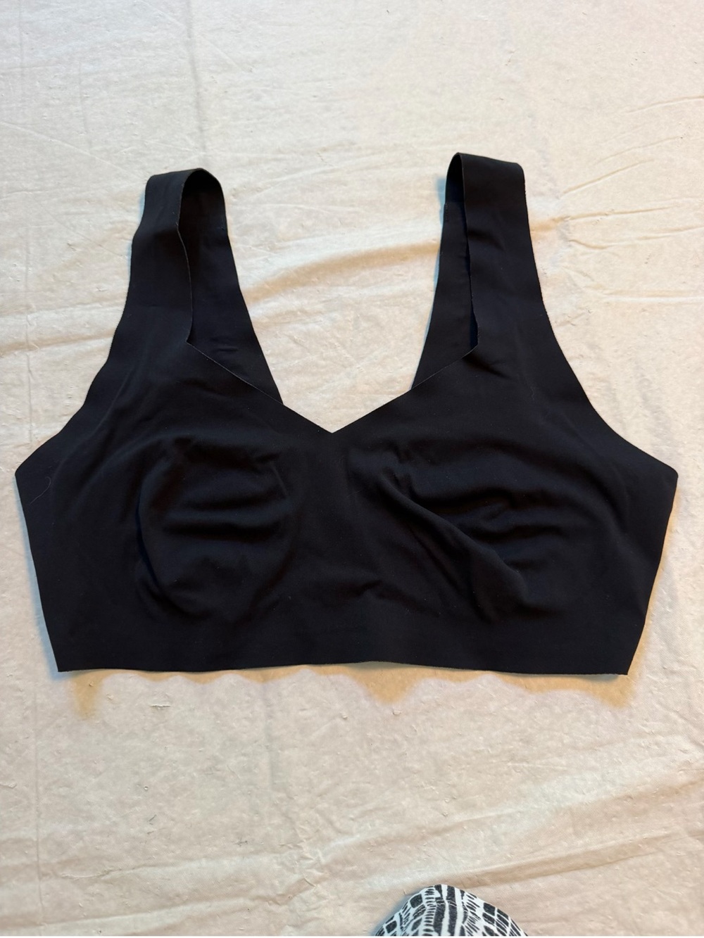 Smoothez by Aerie black sports bra